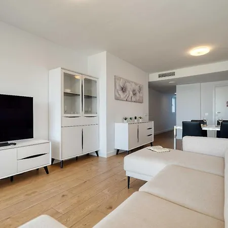 Bright And Garden Calaceite Apartment *